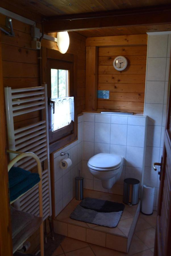 Gemuetliches Blockhaus, Waldblick, Naehe Ber/sxf * Berlino